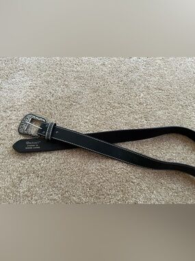 NWOT Women’s Ariat Black Leather Western Belt with Contrast Stitching XL